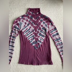 Long sleeve turtle neck